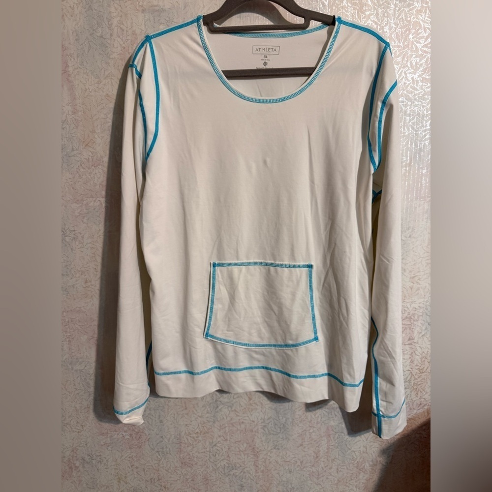 Athleta White Top with Blue Accents, Sz XL, Nylon Blend